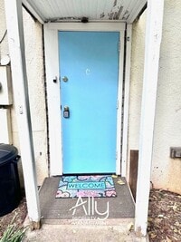 Building Photo - 100 Carlton Rd