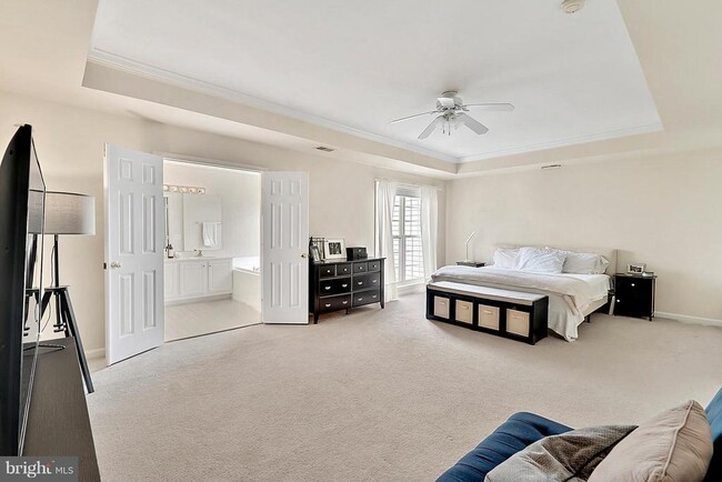 Building Photo - 4035 Timber Oak Trl