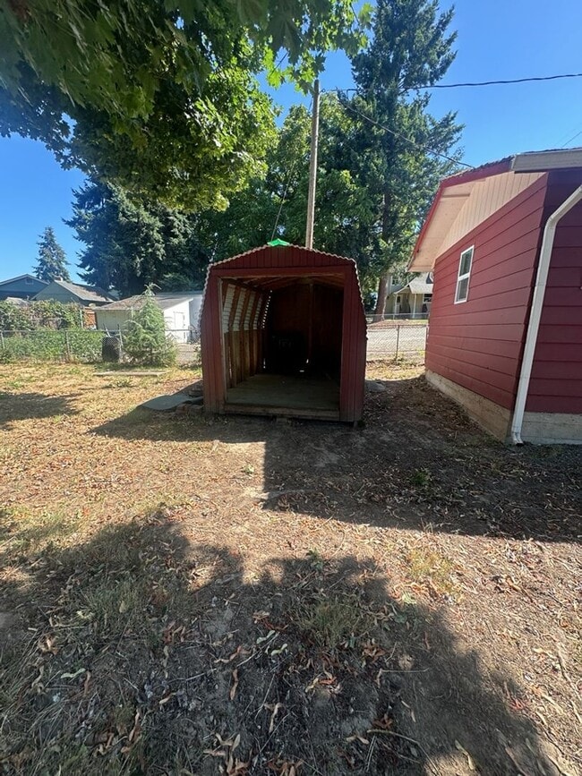 Building Photo - 3 Bedroom 1.5 Bath Ranch in Felida!