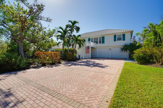 Building Photo - 4563 Brainard Bayou Rd