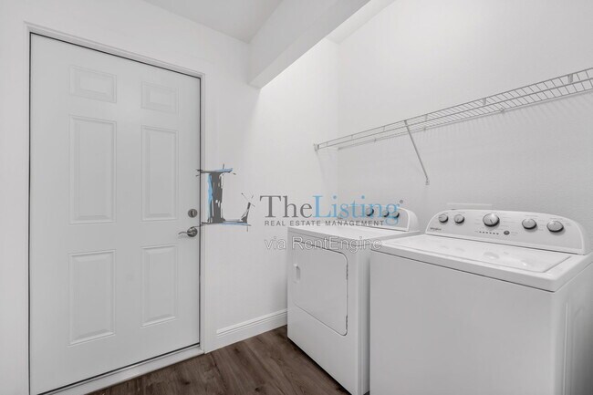 Building Photo - 12726 Taylor Nicolas Dr