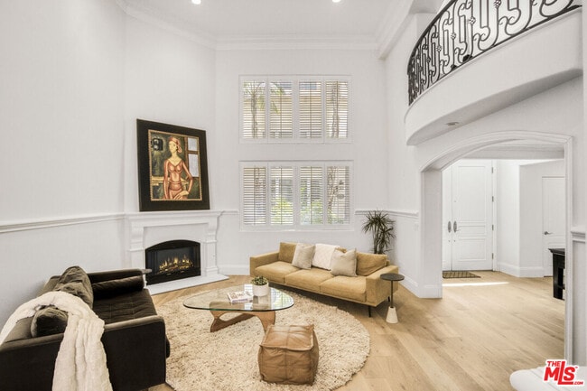 Building Photo - 11974 Mayfield Ave