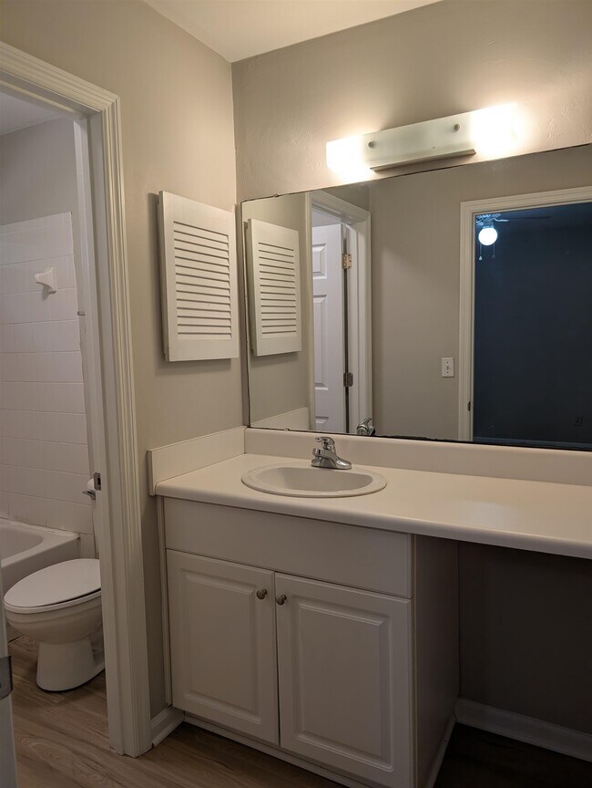Building Photo - 4234 Augustus Oak Ct