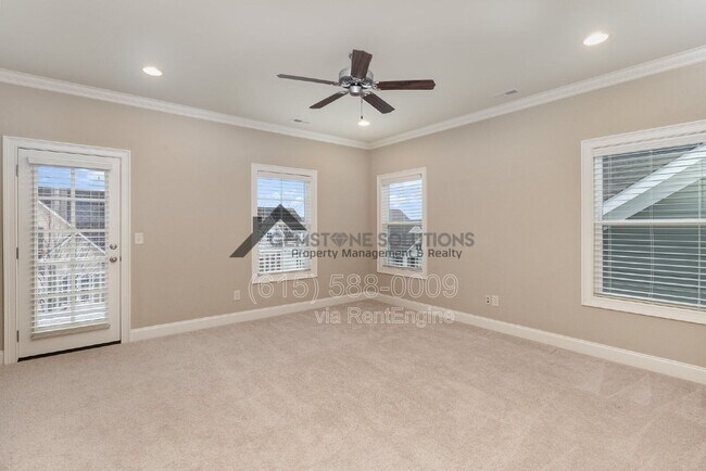 Building Photo - 130 Hobbs Dr