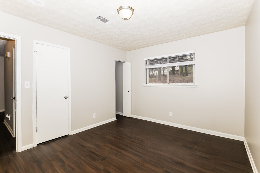 Building Photo - 243 Sedgefield Dr