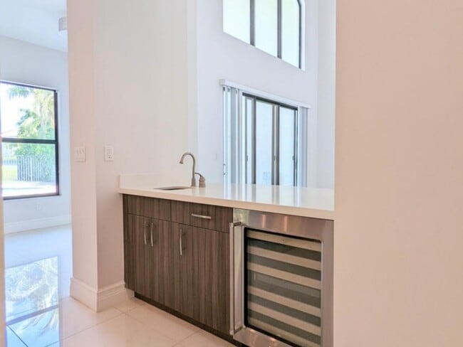 Building Photo - 16645 Germaine Dr