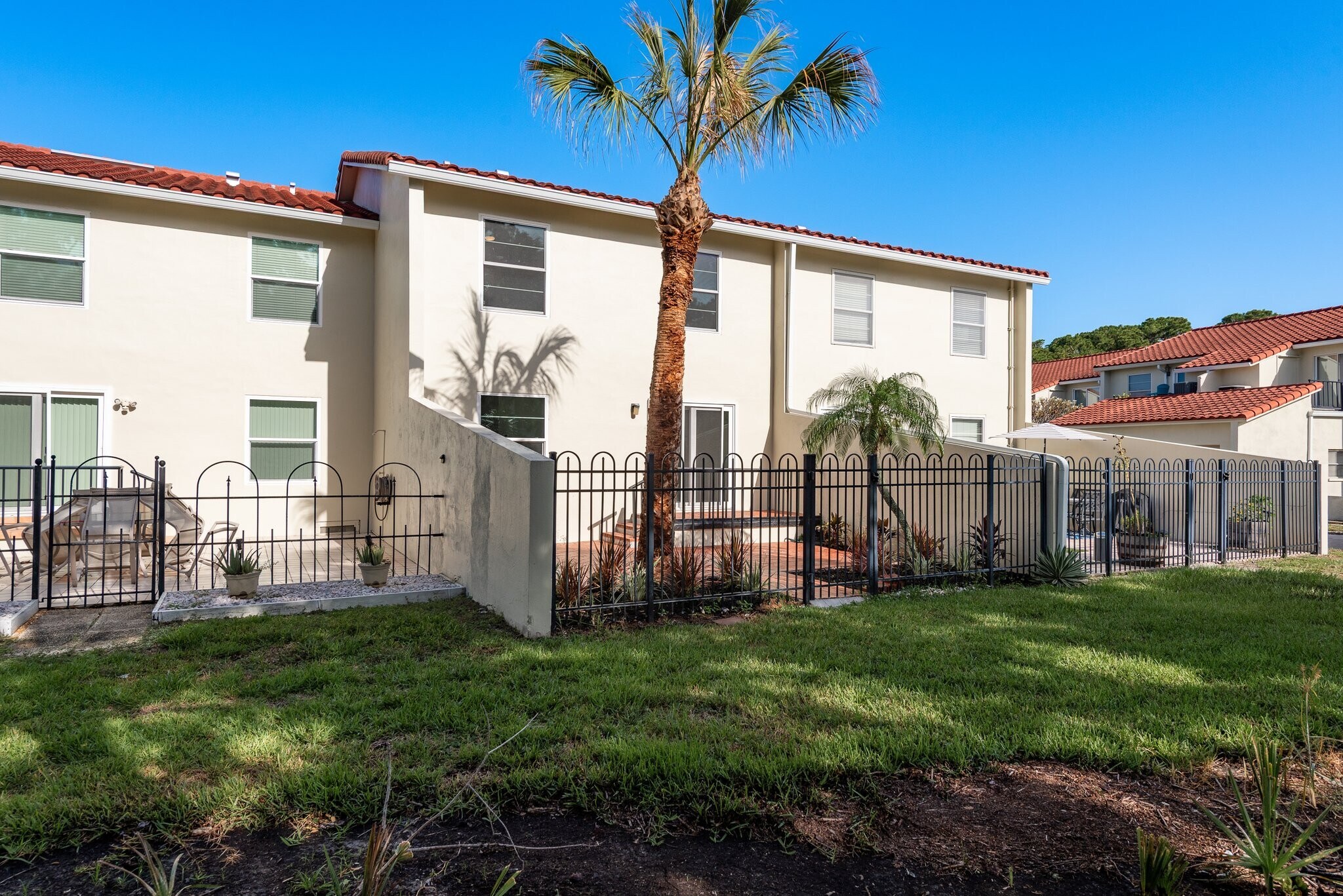 Building Photo - 2700 Bayshore Blvd