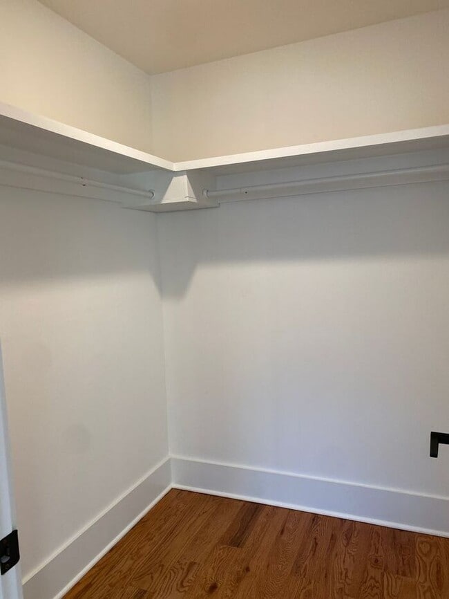 Building Photo - Newer Contruction - 3 Bed 3.5 Bath 3 Stories!