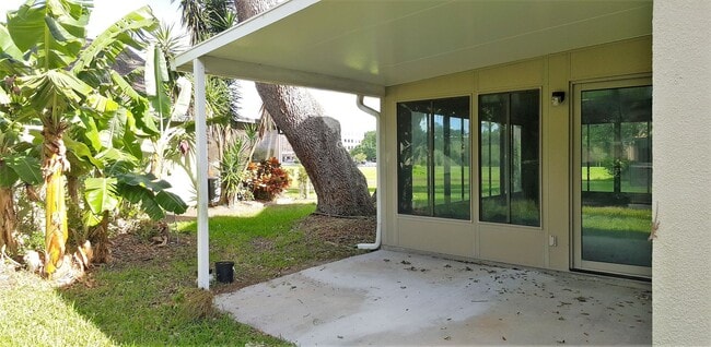 Building Photo - Spacious 4-Bedroom Home Available Now at Phillips Oaks!