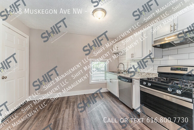 Building Photo - 1538 Muskegon Ave NW
