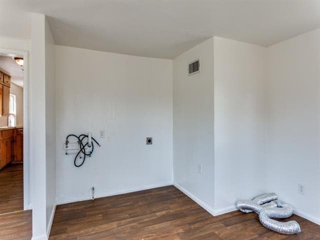 Building Photo - 5433 Thomas Ln