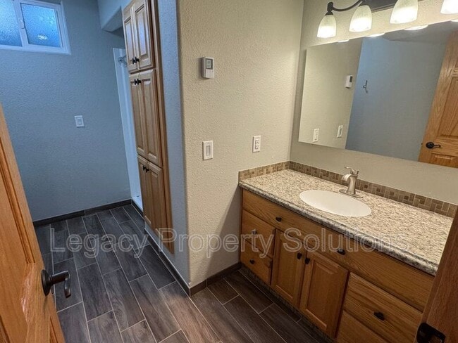 Building Photo - 1832 Assumption Dr