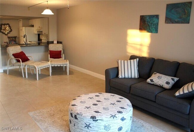 Building Photo - 1085 Forest Lakes Dr