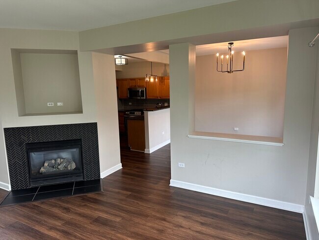 Building Photo - 1665 S Candlestick Way
