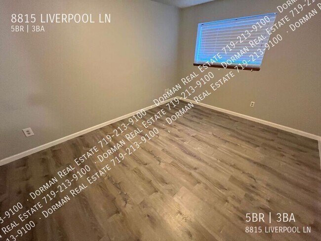 Building Photo - 8815 Liverpool Ln