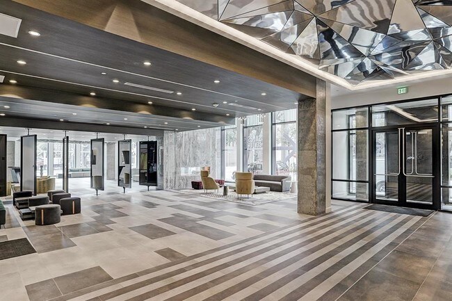 Building Photo - 1211 Caroline St