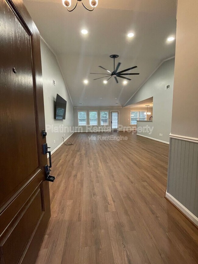 Building Photo - 1745 Berry Ct