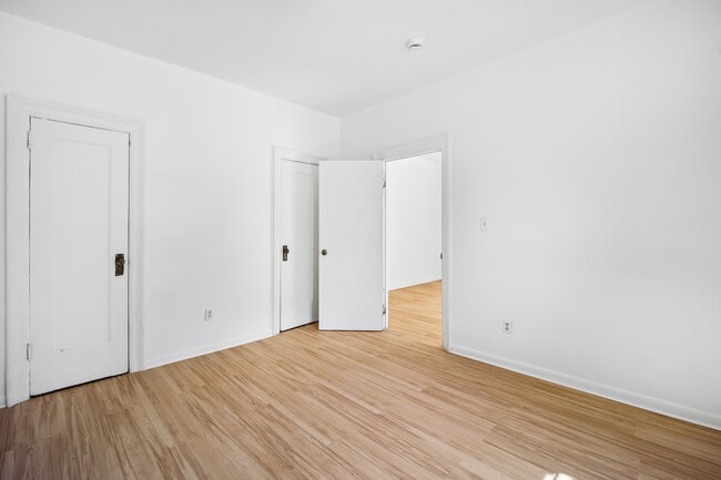 Building Photo - 429 Fairmount Ave