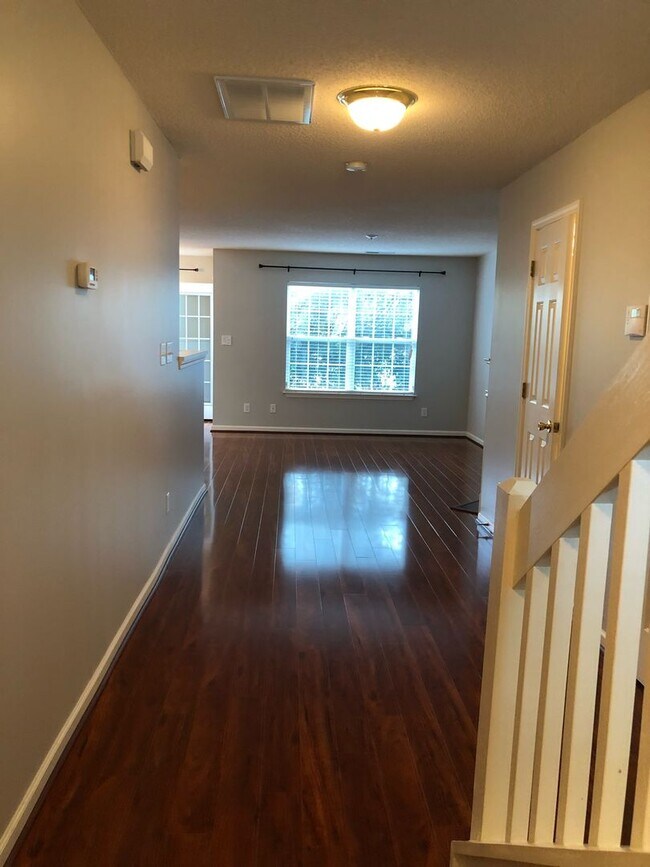 Building Photo - 5623 Fellowship Dr