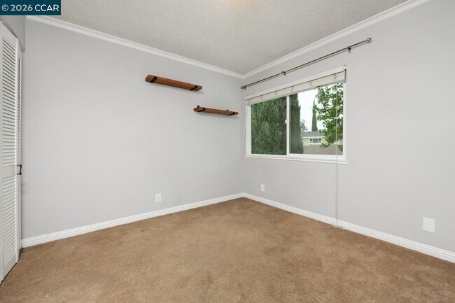 Building Photo - 238 Thistle Cir