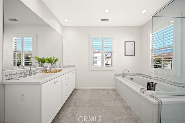 Building Photo - 116 Gulfstream