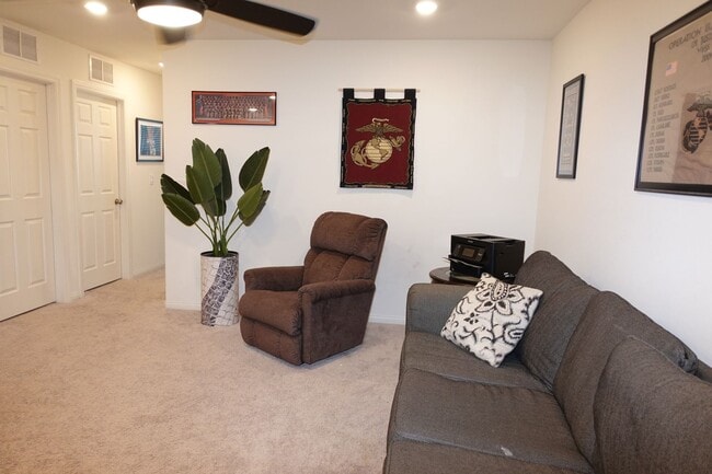 Building Photo - Coming Soon! 5/BR 4/BA Home in Gated Community