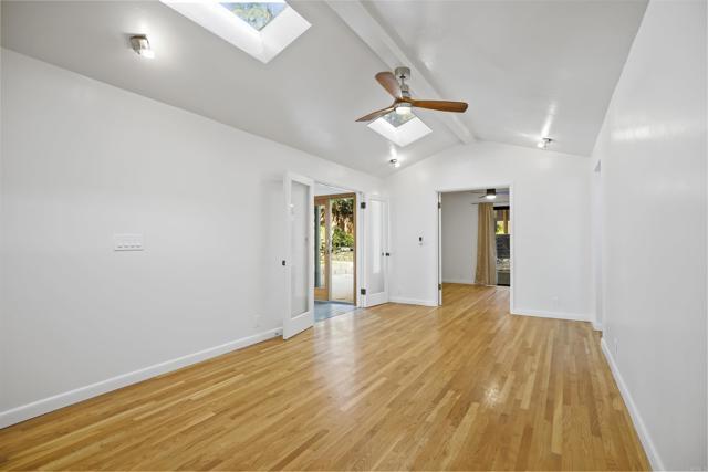 Building Photo - 1531 Glenwood Dr