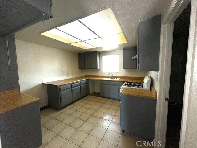 Building Photo - 13692 Oakmont Dr