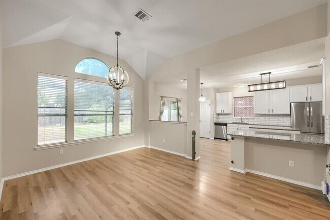 Building Photo - 17020 Tortoise St
