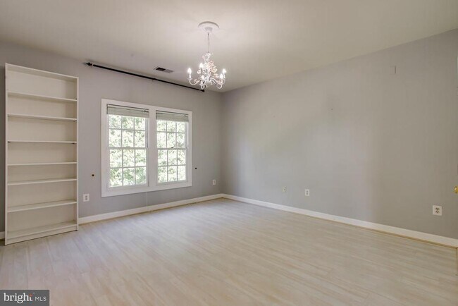 Building Photo - 6248 Levi Ct