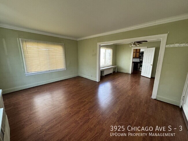 Building Photo - 3925 Chicago Ave