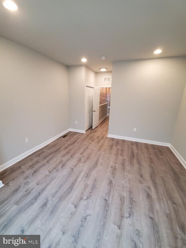 Building Photo - 3613 Reisterstown Rd