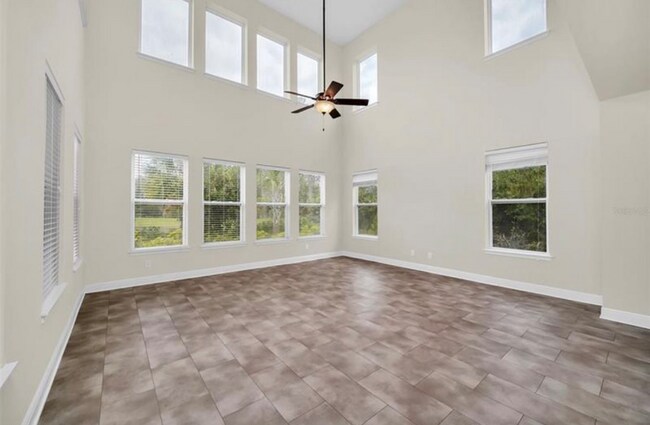 Building Photo - 12345 Aldford Dr