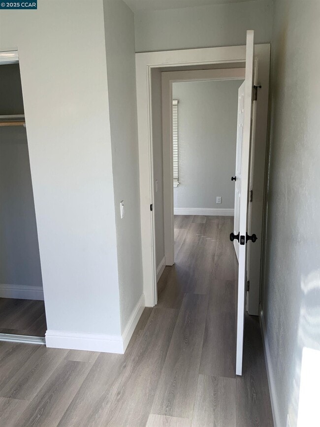 Building Photo - 2680 Appian Way