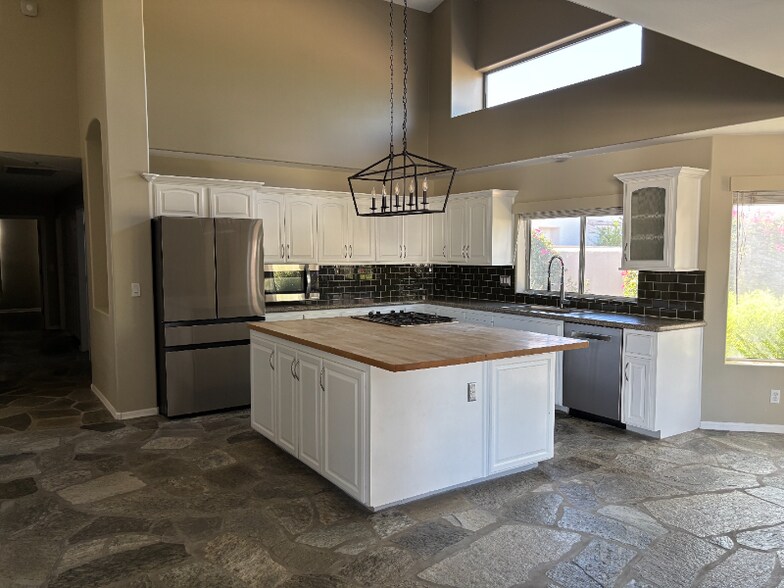 Building Photo - 12424 N 90th Pl