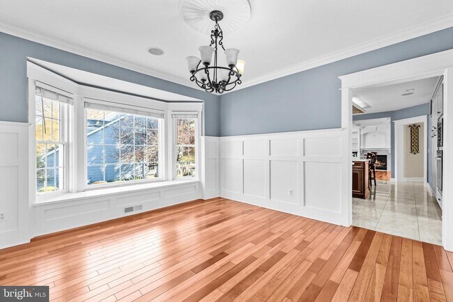 Building Photo - 46564 Hampshire Station Dr