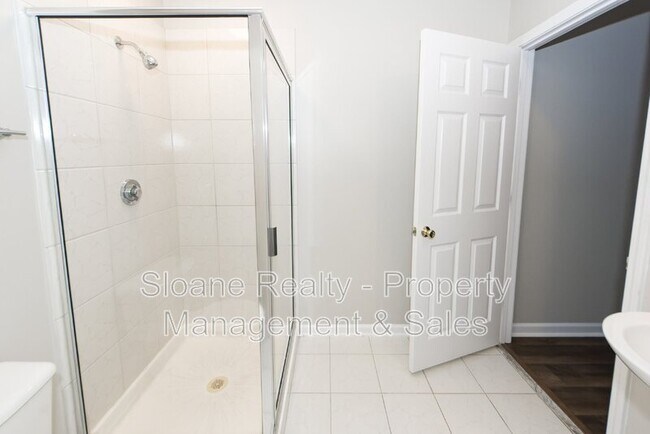 Building Photo - 4893 Habersham Ln