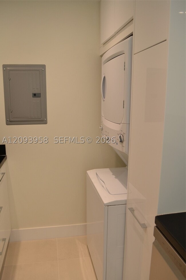 Building Photo - 255 Galen Dr