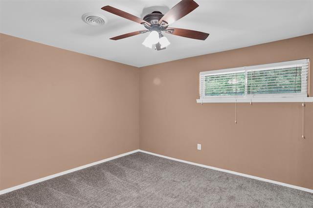 Building Photo - 1842 Hood St