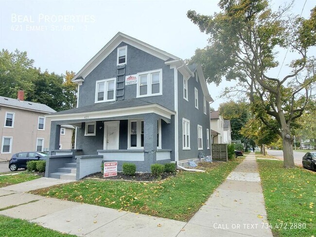 Building Photo - 421 Emmet St