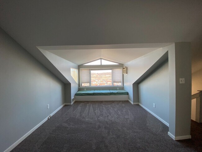 Building Photo - 97 Pius St