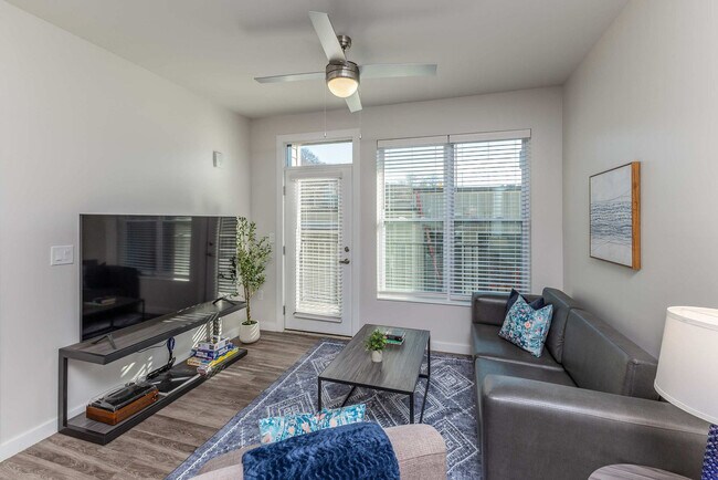 Building Photo - 1001 Marshall Ave