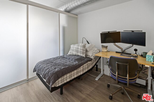 Building Photo - 1111 S Grand Ave