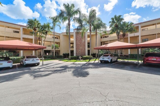 Building Photo - 7508 La Paz Blvd