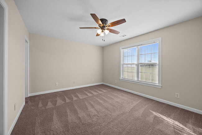 Building Photo - 5110 Deveron St
