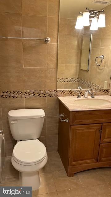 Building Photo - 5101 RIVER Rd