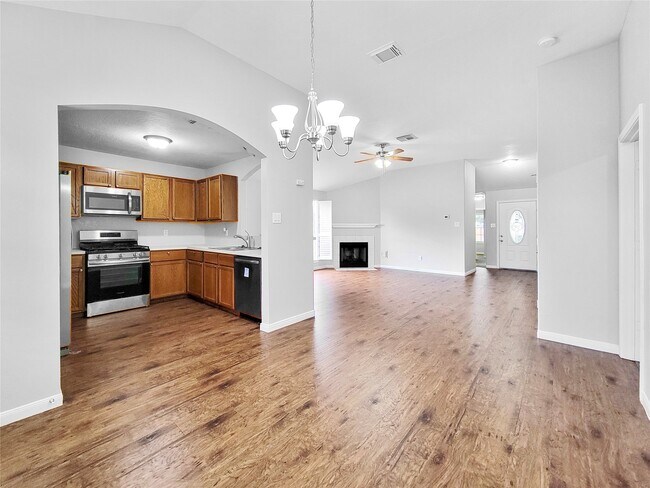 Building Photo - 4010 Redwood Hill Ct