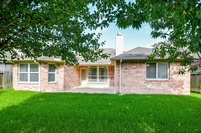 Building Photo - 6022 Preserve Ln