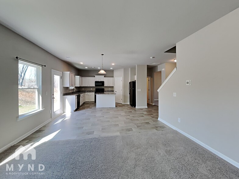 Building Photo - 155 Finley Dr