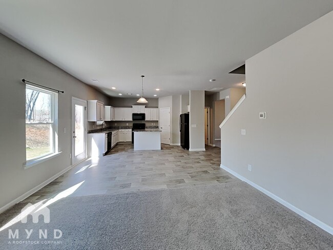 Building Photo - 155 Finley Dr